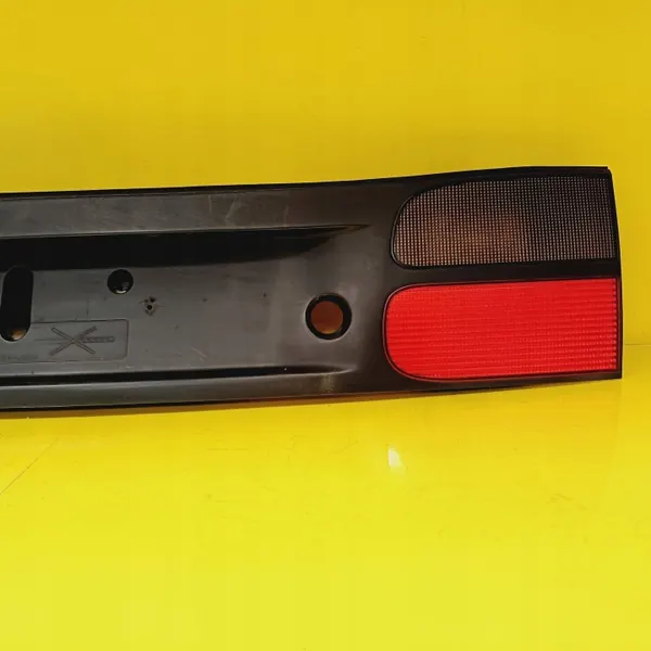 Bagageluckstätning OEM DRC83642 för Renault Laguna I HB image 3