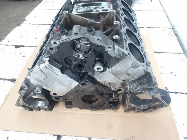 Komplett motorblock AYH för VW Touareg 5.0 TDI V10 image 4