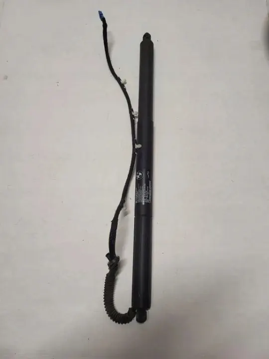 Linker kofferbakactuator OEM C0AH25900 voor BMW X3 F25 image 2