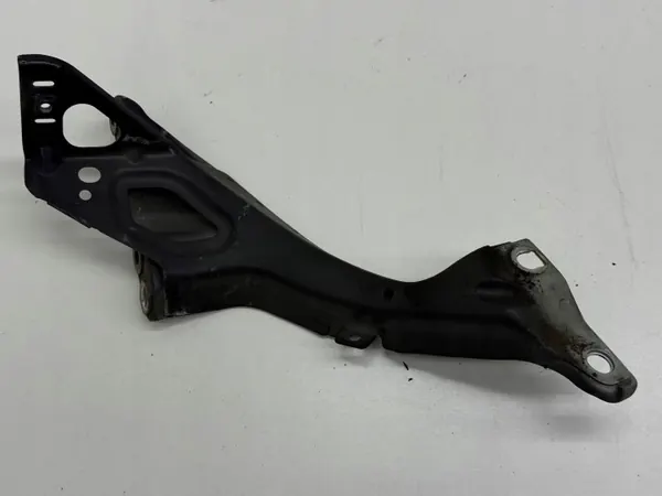 Kotflügelhalter vorne rechts OEM 4G0821136A Schwarz image 2