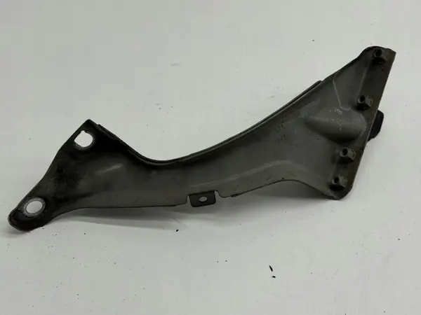 Kotflügelhalter vorne rechts OEM 4G0821136A Schwarz image 7