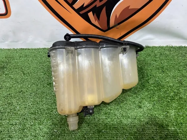 Depósito de expansión Jaguar X761 HX73-8A080-AA image 10