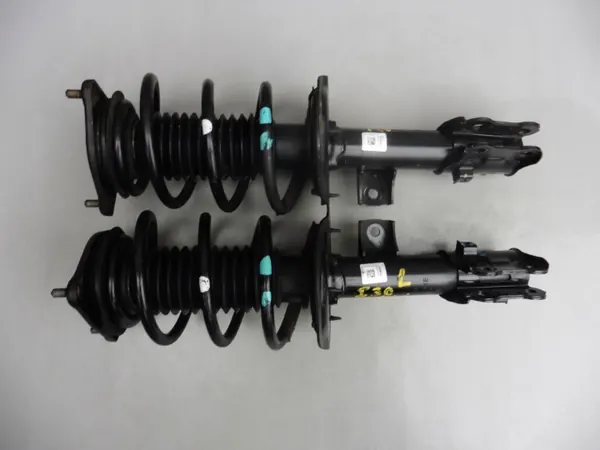 OEM T14F19B2461 Vorderer Rechter Stoßdämpfer Hyundai i30 II image 2