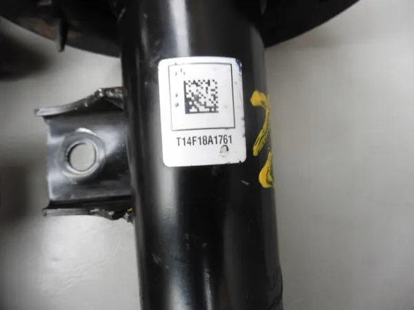 OEM T14F19B2461 Vorderer Rechter Stoßdämpfer Hyundai i30 II image 5