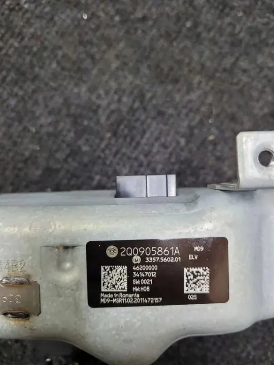 Interruptor de encendido OEM 2Q0905861A Skoda Scala 1.6L image 2