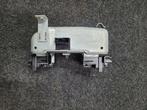 Interruptor de encendido OEM 2Q0905861A Skoda Scala 1.6L image 3