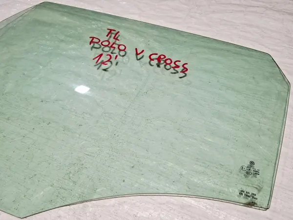 Cristal Puerta Trasera Izquierda VW Cross Polo OEM 6R6845205B image 3