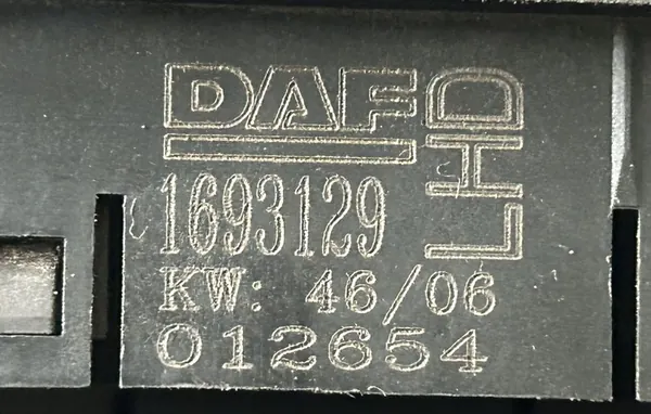 Interrupteur de fenêtre gauche DAF XF 105 image 4