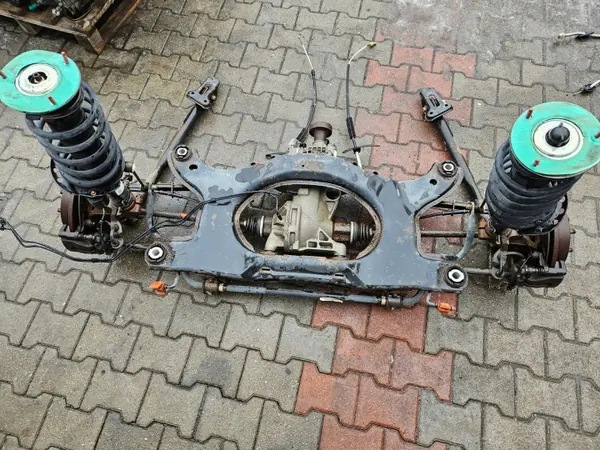 Land Rover P30713180 bakaxel - Begagnad del image 4