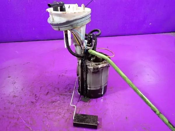 Audi A4 B6 00-05 Brandstofpomp 8E0919050D 4 pin image 6