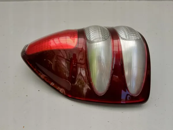 VÄNSTER BAKLYKT TOYOTA LAND CRUISER FJ120 2003- image 2