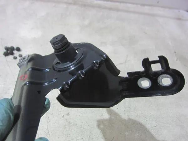 BMW OE 7267328 Support d'aile droit côté F25 X3 image 5