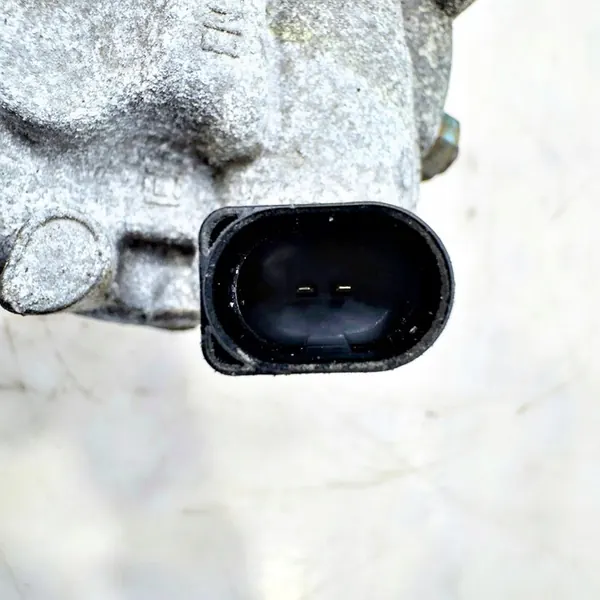 Ilmastointikompressori Audi VW Skoda 1K0820803A image 7