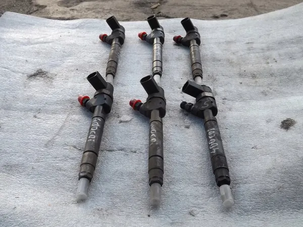 Mercedes ML W163 S-Class W220 4.0 CDI Injektor A6280700487 image 2