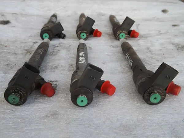 Mercedes ML W163 S-Class W220 4.0 CDI Injektor A6280700487 image 9