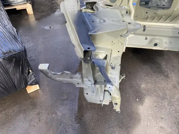 Aleta delantera derecha Tesla Model 3 2025 OEM 293000 image 3
