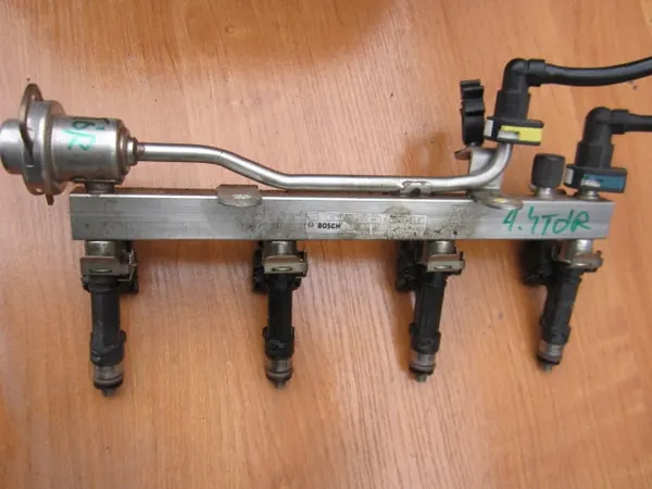 INIETTORI OPEL ASTRA J MERIVA B MOKKA 1.4 TURBO 0280158205 image 3