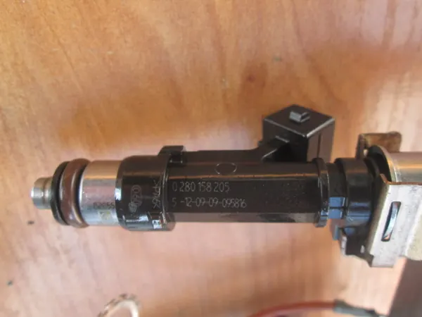 INIETTORI OPEL ASTRA J MERIVA B MOKKA 1.4 TURBO 0280158205 image 5