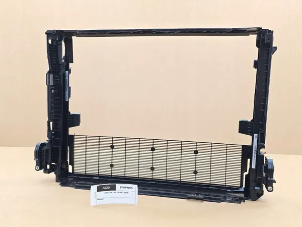 Kit de Montage Couvercle Radiateur OEM 8666836-8666840 image 2