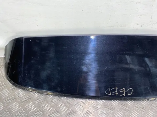 Spoiler Kia Ceed 2016 OEM 87210A2000 - Occasion image 4