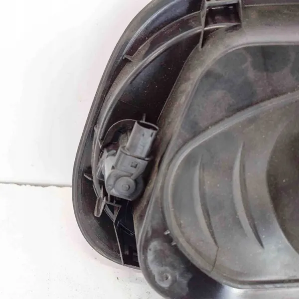 Tapa de depósito OEM 39061479 para Opel Astra K 1.6L image 4