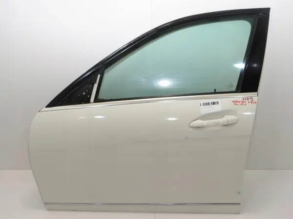 Voorlinker deur OEM 360178692 voor Mercedes W204 image 2
