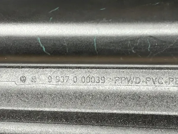Rolo de porta-malas VW usado OEM bxsfv Passat B6 image 5