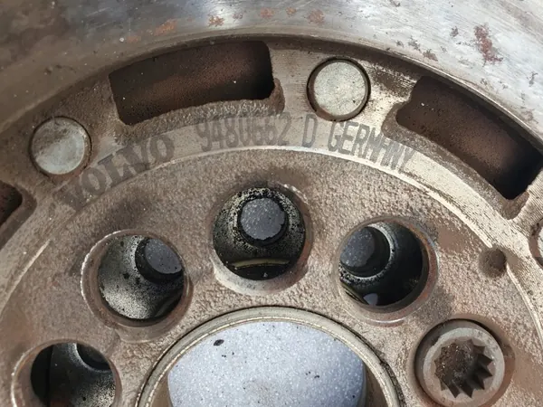Platô de embreagem OEM 9480662 para Volvo V70 image 3