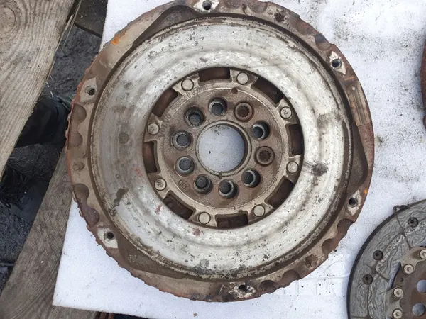 Platô de embreagem OEM 9480662 para Volvo V70 image 6