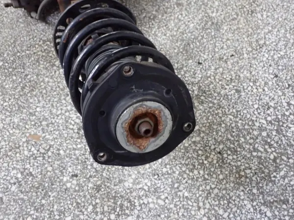 Pivot de direction droit OEM 1T0412015MG VW Golf image 3