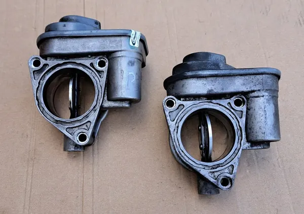 Corpo de borboleta AUDI A8 D3 057128063 image 4