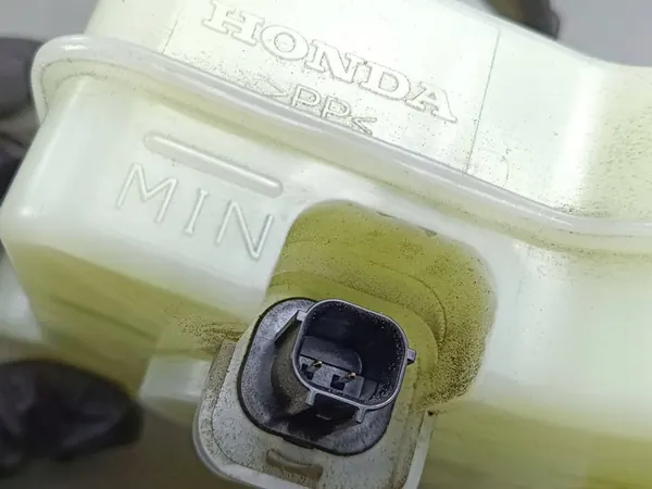 2025 Honda CR-V Réservoir de liquide de frein FOB52534 image 4