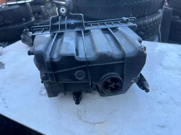 Luftfilterhus Range Rover Evoque OEM BJ32-9600-AD image 4