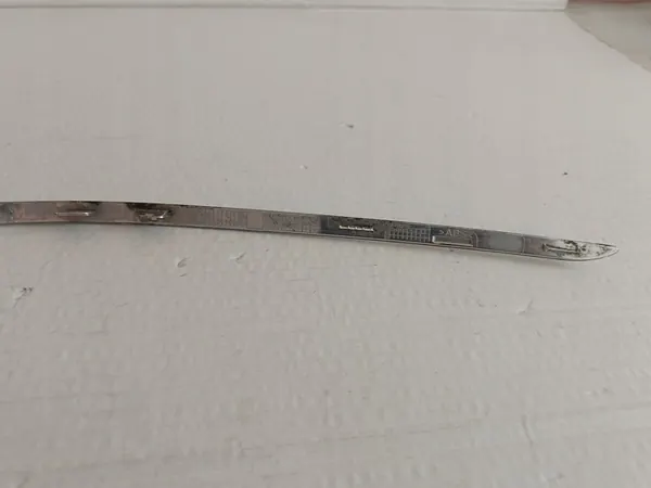 Framförande stötfångar kromlist höger Mercedes W204 A2048850821 image 6