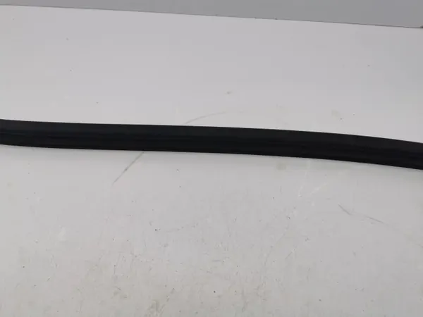 OEM 5H0823723723 motorhuvestäthet för Volkswagen Golf VIII image 7