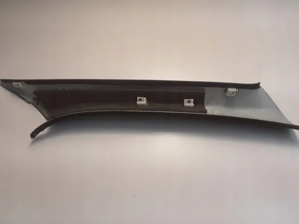 Volvo V40 Pilaarbekleding OEM 31102345 - Gebruikt image 3
