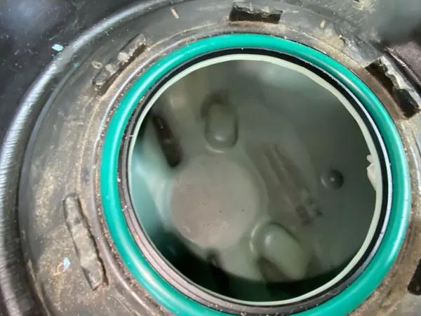 Mitsubishi Outlander Bränsletank OEM 172036RE1A image 3