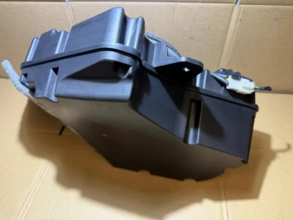 KIA SPORTAGE 3 Subwoofer-luidspreker OEM 96380-3W000 image 7
