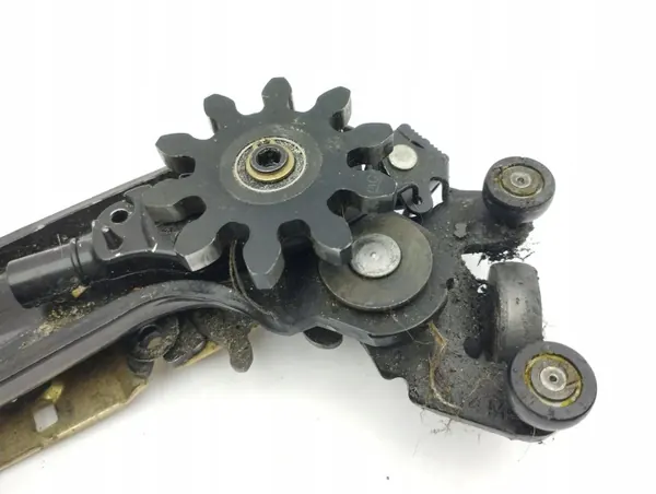 Chrysler Voyager 2006 Skjutdörrvagn OEM 4125512 image 9