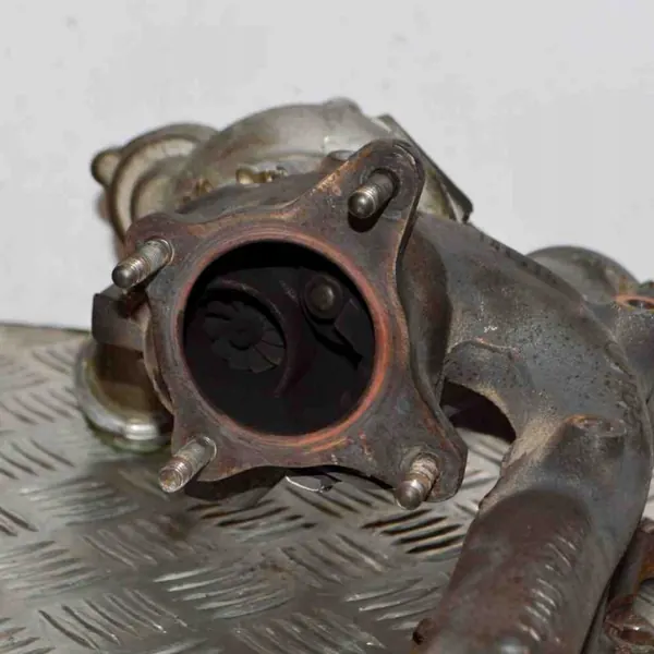 Turbo OEM 06H145710D para Skoda Octavia I 1.4L image 4