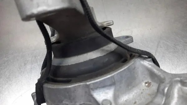 Engine Mount 31359639 Volvo V40 II 2.0 D4 image 10