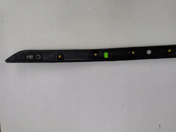 OEM 9676784980 Moldura Pilar Parabrisas Derecho image 4