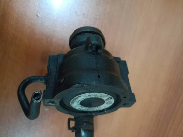 Bomba de direção assistida Renault 1.8B 7700823735 7700823794 image 4