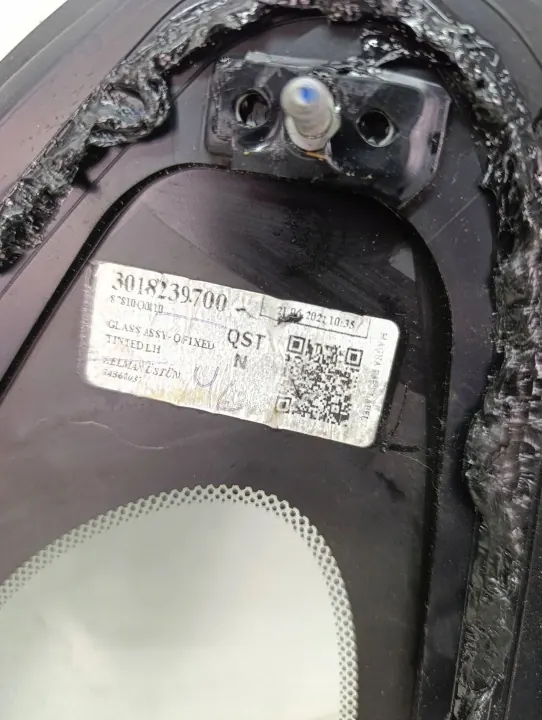 Hyundai i20 III Bakre Vänster Triangelglas OEM 87810Q0010 image 5