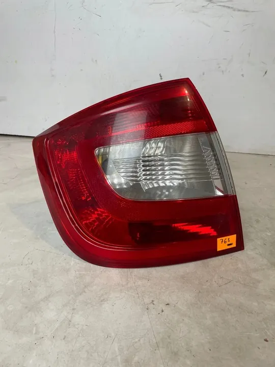 Luz Trasera Izquierda Skoda Rapid Liftback 5JH945095A image 5