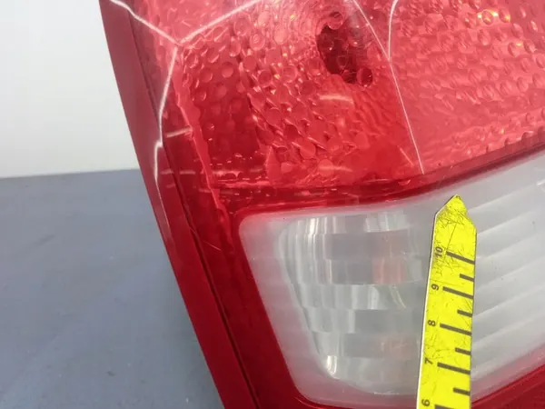 Nissan Primera P12 Sedán Faro Trasero Izquierdo 26555AU300 image 9