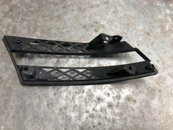 Grille de pare-chocs avant droite Mercedes C218 CLS A2188850753 image 4