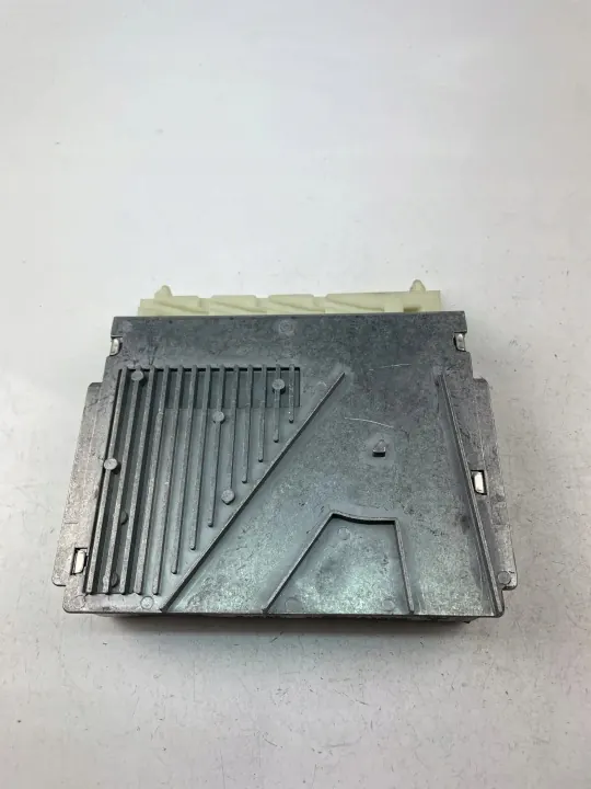 Computadora Transmisión Volvo OEM 28186549 para XC70 image 4
