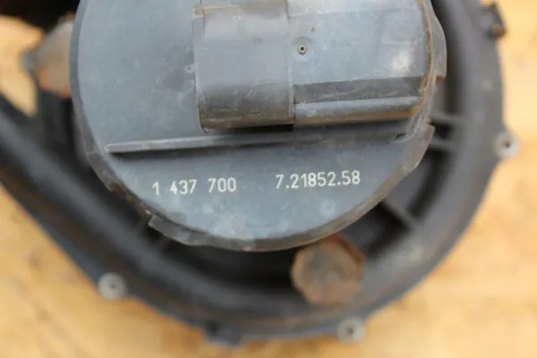 Pompe à air secondaire BMW OEM 1437701 pour E38 M52 2.8 image 4