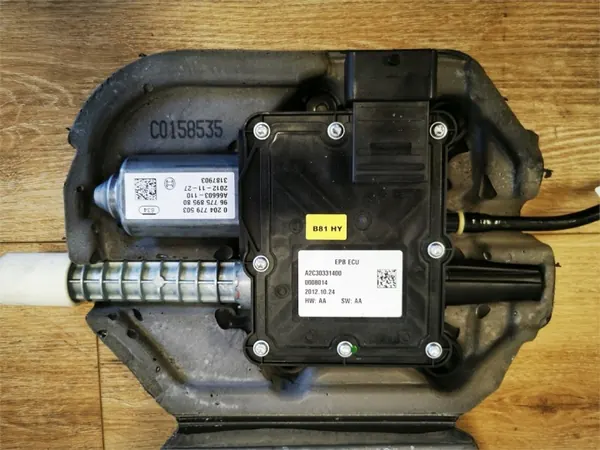 Mecanismo de travão de mão OEM A2C30331400 usado image 2